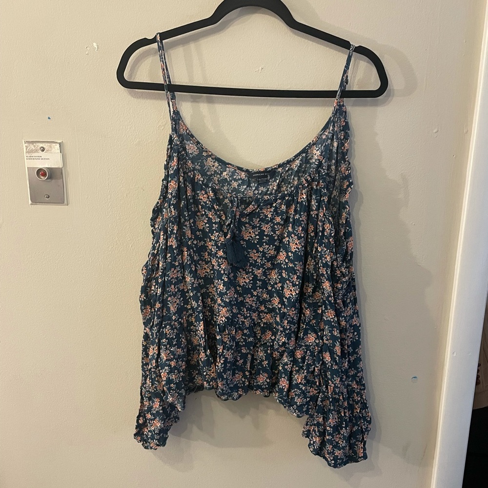 American eagle floral open shoulder top